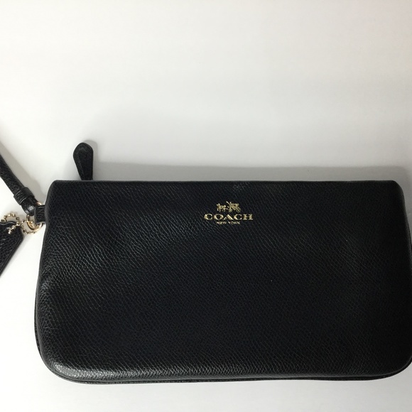 Coach Handbags - COACH Black Wallet Wristlet